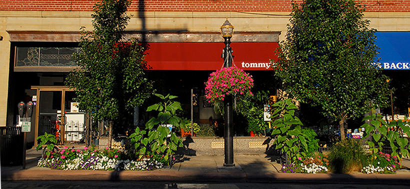 tommys-current-location